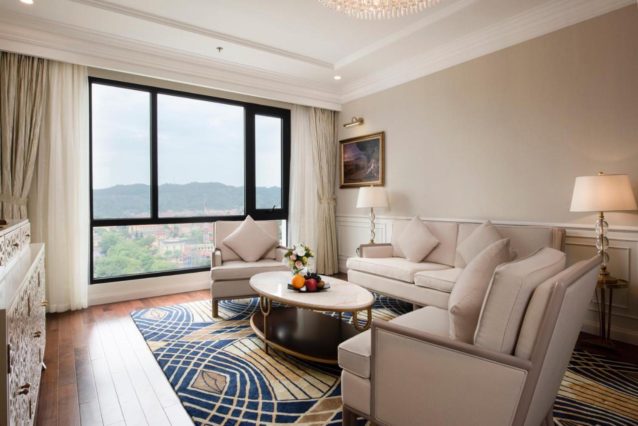 เมเลีย วินเพิร์ล เตย์ นินห์ Hotel Tay Ninh ภายนอก รูปภาพ